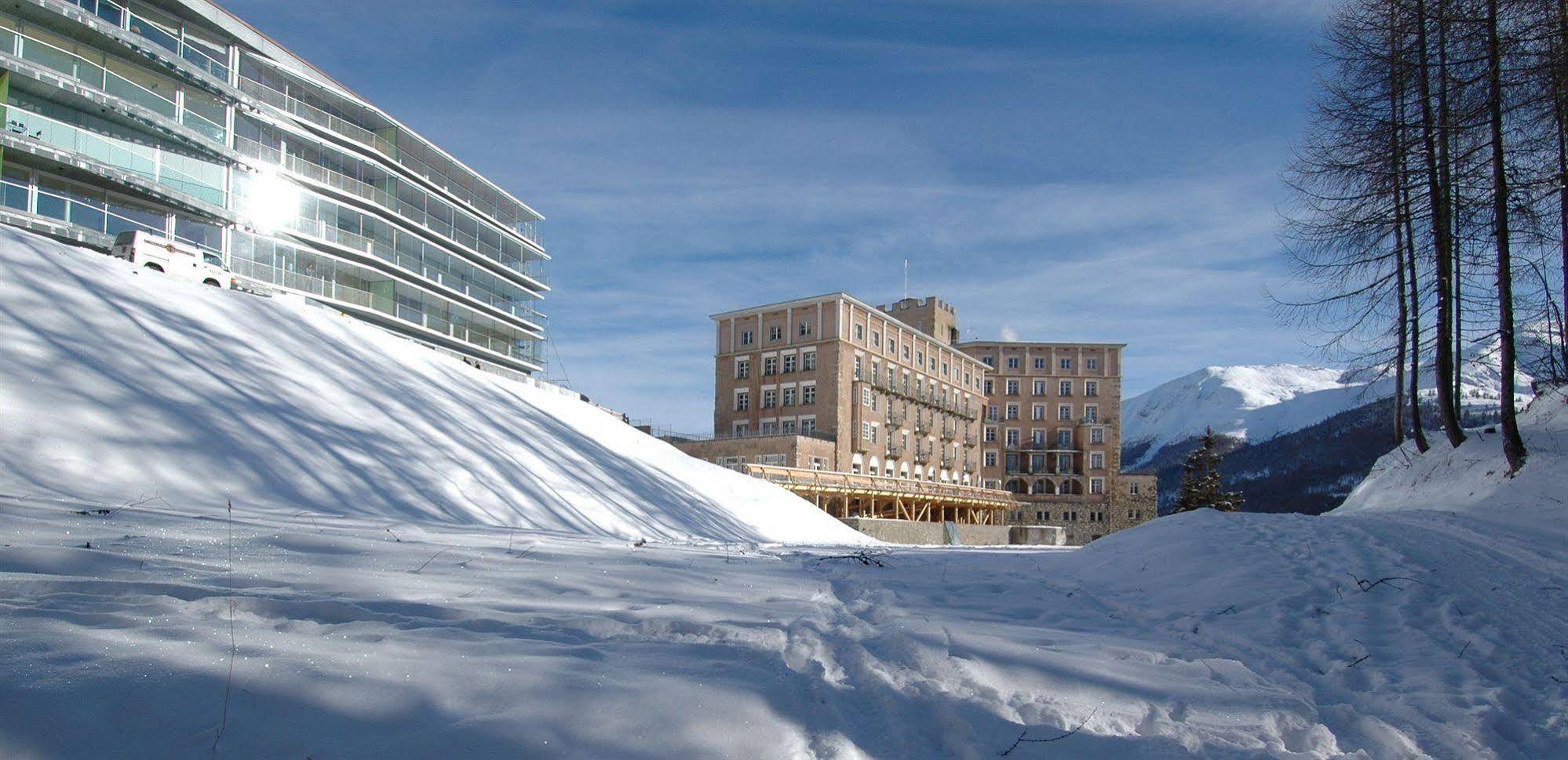 Hotel Castell 추오츠 외부 사진